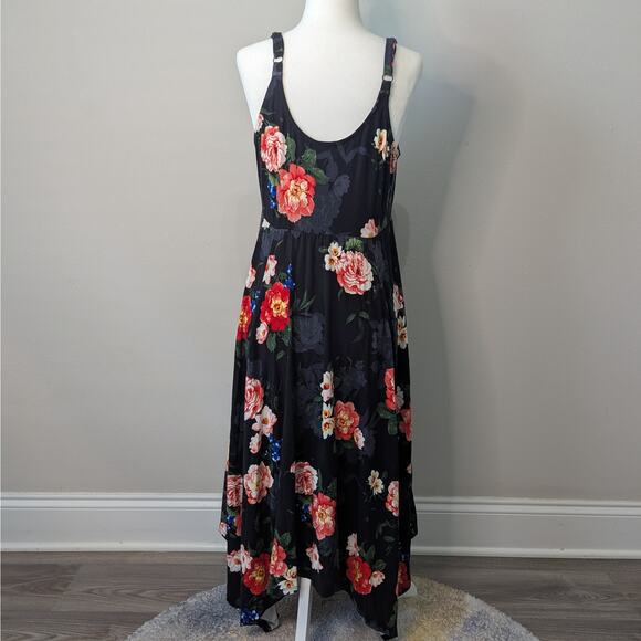 Torrid NWT Black Floral Print Trapeze Handkerchief Sleeveless Dress Sz 0 (L/12) - Picture 4 of 9